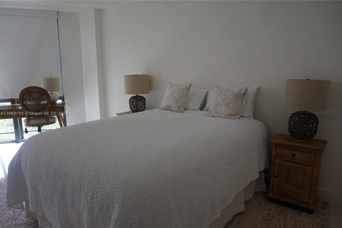 Condo in Key Biscayne, Florida, 2 bedrooms  № 1386010 - photo 21