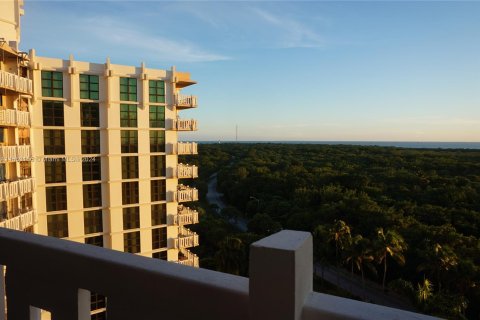 Condo in Key Biscayne, Florida, 2 bedrooms  № 1386010 - photo 3