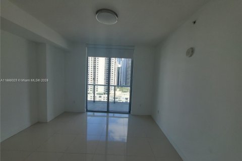 Condominio en alquiler en Miami, Florida, 2 dormitorios, 99.96 m2 № 1385958 - foto 8