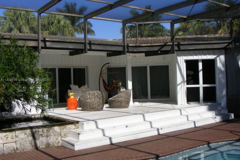 Villa ou maison à vendre à Miami Shores, Floride: 4 chambres, 278.15 m2 № 812791 - photo 5