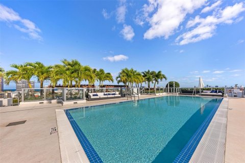 Condominio en venta en Bay Harbor Islands, Florida, 3 dormitorios, 194.07 m2 № 1128288 - foto 7