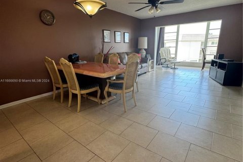 Condo in Sunrise, Florida, 2 bedrooms  № 1380196 - photo 6