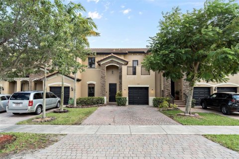 Touwnhouse à vendre à Homestead, Floride: 3 chambres, 172.52 m2 № 1380236 - photo 1