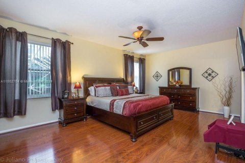 Villa ou maison à vendre à Coral Springs, Floride: 5 chambres, 305.65 m2 № 1226250 - photo 24