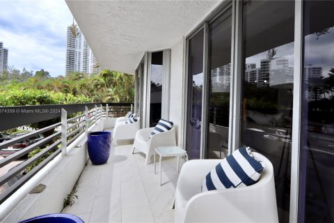 Condominio en venta en Aventura, Florida, 2 dormitorios, 130.34 m2 № 1403049 - foto 20