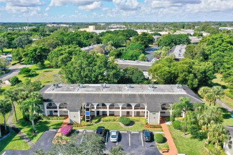 Copropriété à vendre à Coconut Creek, Floride: 2 chambres, 86.58 m2 № 835996 - photo 21