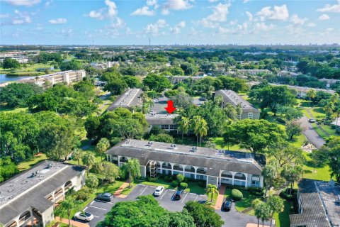 Condominio en venta en Coconut Creek, Florida, 2 dormitorios, 86.58 m2 № 835996 - foto 7