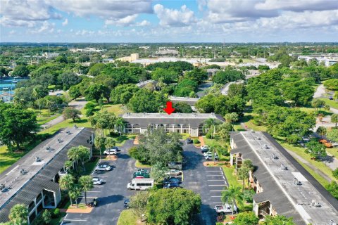 Copropriété à vendre à Coconut Creek, Floride: 2 chambres, 86.58 m2 № 835996 - photo 8