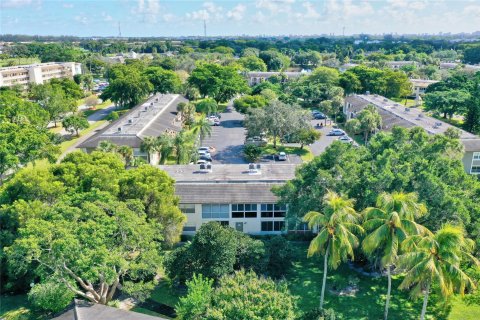 Copropriété à vendre à Coconut Creek, Floride: 2 chambres, 86.58 m2 № 835996 - photo 11