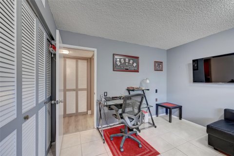 Copropriété à vendre à Coconut Creek, Floride: 2 chambres, 86.58 m2 № 835996 - photo 14