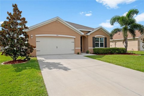 Villa ou maison à vendre à Punta Gorda, Floride: 4 chambres, 171.5 m2 № 1005637 - photo 2