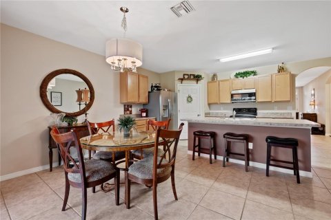 Villa ou maison à vendre à Punta Gorda, Floride: 4 chambres, 171.5 m2 № 1005637 - photo 10