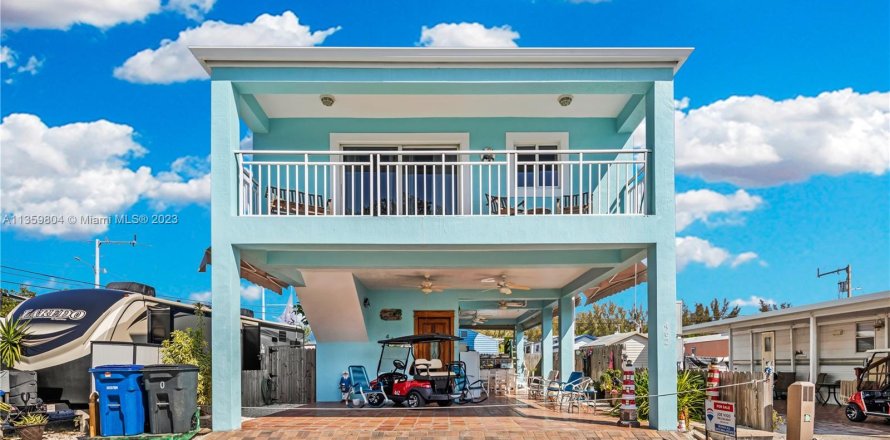 Casa en Key Largo, Florida 2 dormitorios, 116.22 m2 № 395161