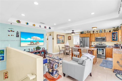 Casa en venta en Key Largo, Florida, 2 dormitorios, 116.22 m2 № 395161 - foto 7