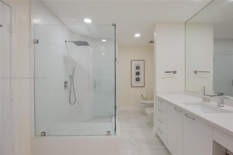 Condo in Aventura, Florida, 3 bedrooms  № 1233643 - photo 14