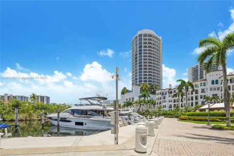 Condominio en venta en Aventura, Florida, 3 dormitorios, 180.69 m2 № 1233643 - foto 22