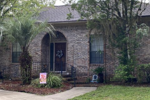 Villa ou maison à vendre à Jacksonville, Floride: 3 chambres, 232.07 m2 № 765863 - photo 2