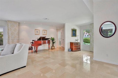 House in Key Biscayne, Florida 4 bedrooms, 255.39 sq.m. № 938074 - photo 4