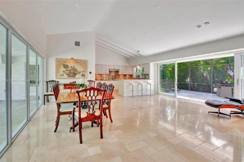 House in Key Biscayne, Florida 4 bedrooms, 255.39 sq.m. № 938074 - photo 9