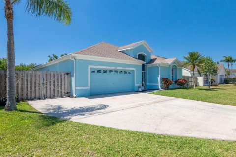 Villa ou maison à vendre à Merrit Island, Floride: 3 chambres, 192.4 m2 № 1123406 - photo 7