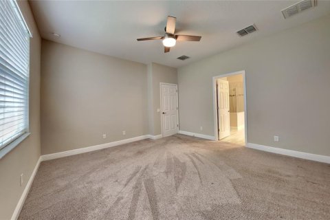 Townhouse in Tampa, Florida 2 bedrooms, 163.69 sq.m. № 1376572 - photo 10