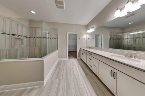 Adosado en venta en Tampa, Florida, 2 dormitorios, 163.69 m2 № 1376572 - foto 11