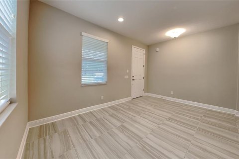 Adosado en venta en Tampa, Florida, 2 dormitorios, 163.69 m2 № 1376572 - foto 7