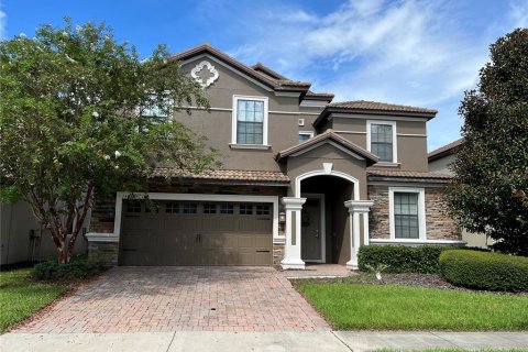 House in Davenport, Florida 8 bedrooms, 363.15 sq.m. № 1376570 - photo 1