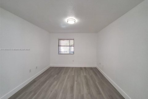 Copropriété à louer à Miami, Floride: 2 chambres, 97.83 m2 № 1368926 - photo 15