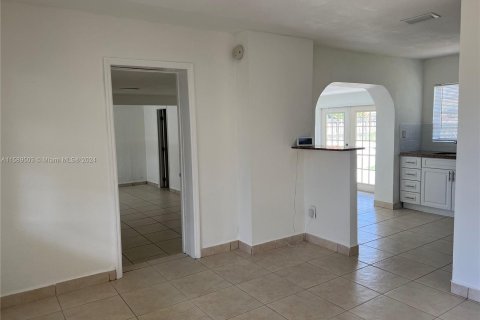 Casa en venta en Miramar, Florida, 3 dormitorios, 97.73 m2 № 1178935 - foto 6