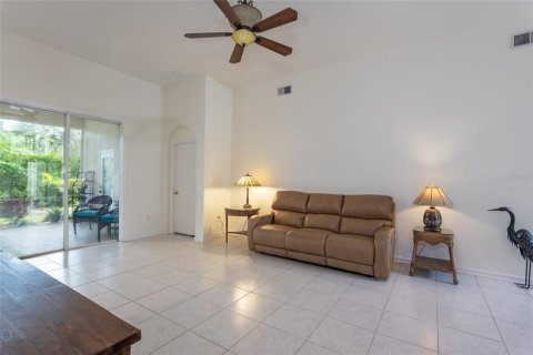 Casa en venta en Palm Coast, Florida, 3 dormitorios, 152.36 m2 № 1405481 - foto 13