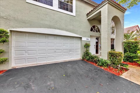 Casa en venta en Parkland, Florida, 5 dormitorios, 244.15 m2 № 1101468 - foto 6