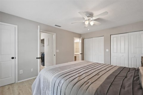 Condominio en venta en Orlando, Florida, 2 dormitorios, 121.79 m2 № 984782 - foto 20