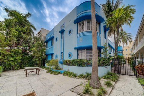 Copropriété à vendre à Miami Beach, Floride: 43.66 m2 № 1242471 - photo 1