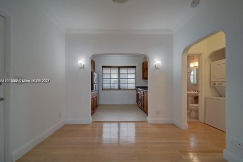 Condominio en venta en Miami Beach, Florida, 43.66 m2 № 1242471 - foto 9