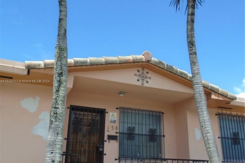 Casa en venta en Miami, Florida, 3 dormitorios, 134.06 m2 № 1330794 - foto 2