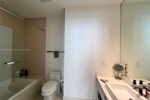 Condominio en venta en Miami, Florida, 1 dormitorio, 63.55 m2 № 1401673 - foto 5