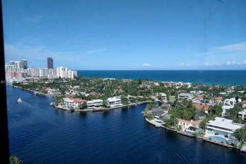 Condominio en venta en Aventura, Florida, 2 dormitorios, 106.19 m2 № 1401675 - foto 1