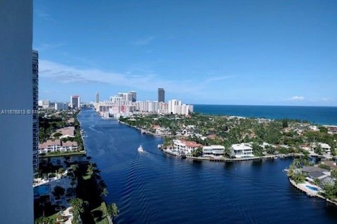 Condominio en venta en Aventura, Florida, 2 dormitorios, 106.19 m2 № 1401675 - foto 16