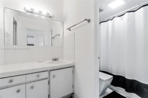 Copropriété à vendre à Miami Beach, Floride: 1 chambre, 51.1 m2 № 1401674 - photo 11