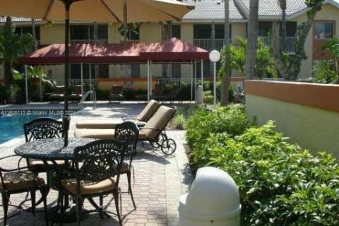 Condominio en venta en Coral Springs, Florida, 1 dormitorio, 75.81 m2 № 1226187 - foto 23