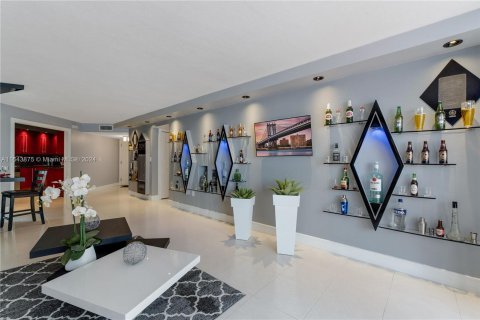 Condominio en venta en Miami, Florida, 2 dormitorios, 120.4 m2 № 1329112 - foto 2