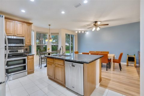 Casa en venta en Coconut Creek, Florida, 3 dormitorios, 188.41 m2 № 1401222 - foto 12