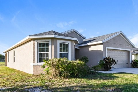 Villa ou maison à louer à Cape Coral, Floride: 3 chambres, 163.14 m2 № 1369511 - photo 3