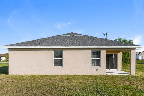 Villa ou maison à louer à Cape Coral, Floride: 3 chambres, 163.14 m2 № 1369511 - photo 16