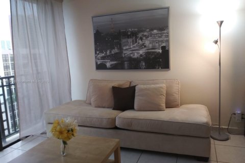 Condo in Sunny Isles Beach, Florida, 1 bedroom  № 732544 - photo 17