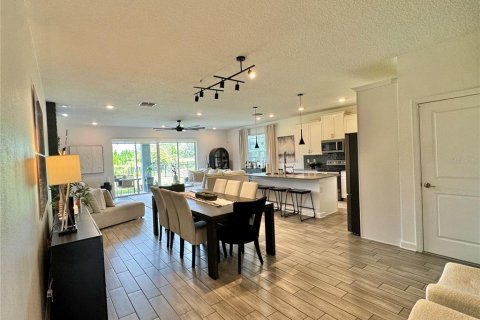 Casa en venta en Davenport, Florida, 5 dormitorios, 306.67 m2 № 1326246 - foto 8