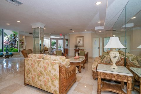 Copropriété à vendre à Hutchinson Island South, Floride: 2 chambres, 129.6 m2 № 582679 - photo 25
