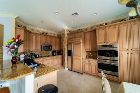 Villa ou maison à vendre à Lake Worth, Floride: 4 chambres, 263.47 m2 № 787181 - photo 25