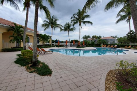 Villa ou maison à vendre à Lake Worth, Floride: 4 chambres, 263.47 m2 № 787181 - photo 3